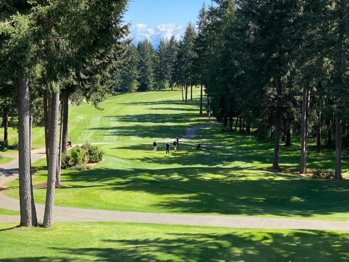 Crown Isle Resort & Golf Community Courtenay Exterior photo